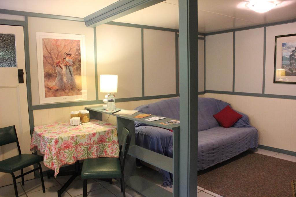 Bed and breakfast The Gables Yungaburra Chambre photo
